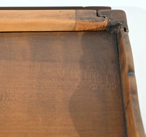 Table à Encas en Merisier Roux, style Louis XV – 1ère Partie XXe