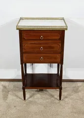 LOUIS XVI PERIODE CHIFFONNIERE TAFEL