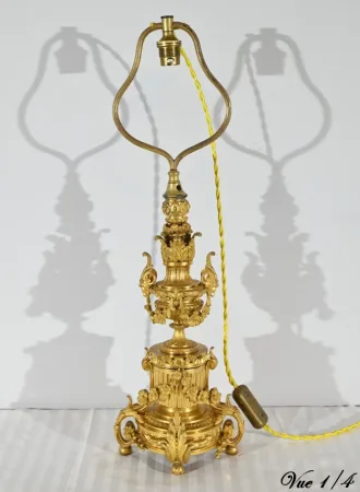 NAPOLEON III PERIOD LAMP