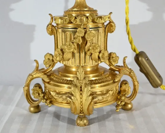 NAPOLEON III PERIOD LAMP