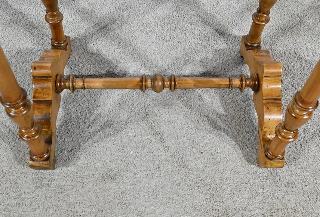 Rare Petite Table Chiffonnière en moucheté d’Amboine et Merisier, époque Louis Philippe – 1re partie XIXe