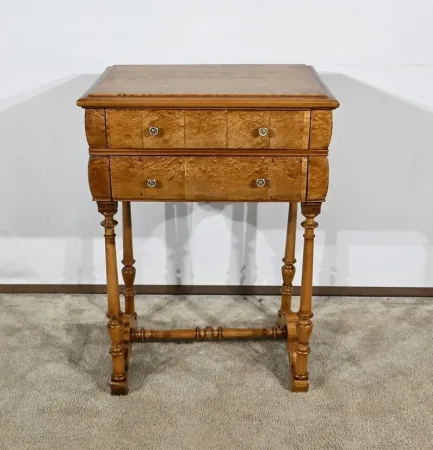 Rare Petite Table Chiffonnière en moucheté d’Amboine et Merisier, époque Louis Philippe – 1re partie XIXe