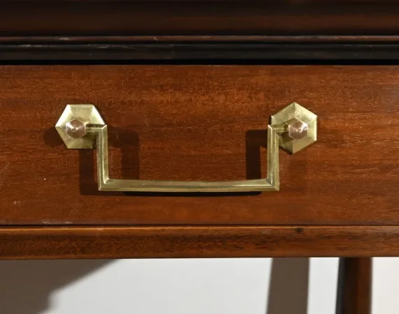 Console en Acajou, époque Louis XVI – XVIIIe