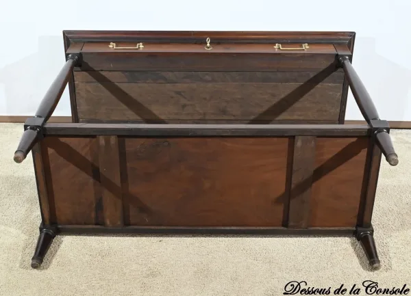 Console en Acajou, époque Louis XVI – XVIIIe