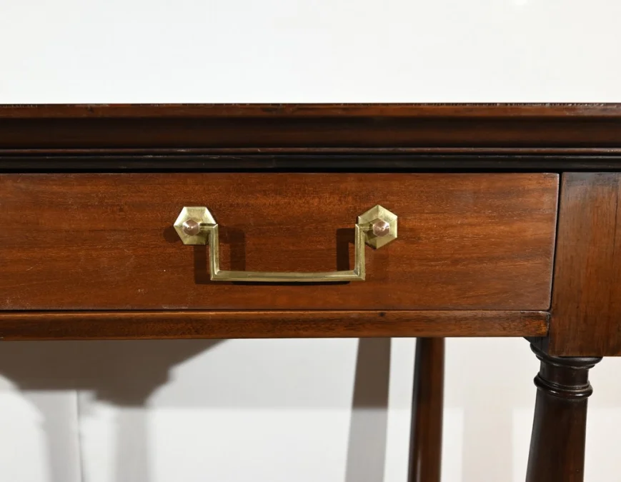 LOUIS XVI PERIODE CONSOLETAFEL
