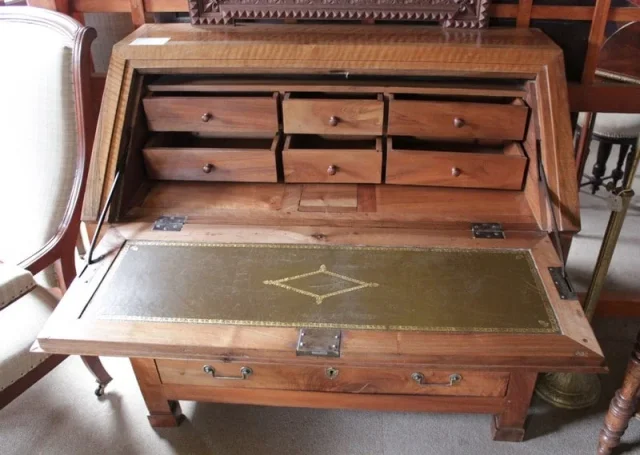 Commode Scriban Directoire en Noyer