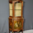 Meuble Vitrine en Palissandre, style Louis XV / Louis XVI, époque Napoléon III – Milieu XIXe