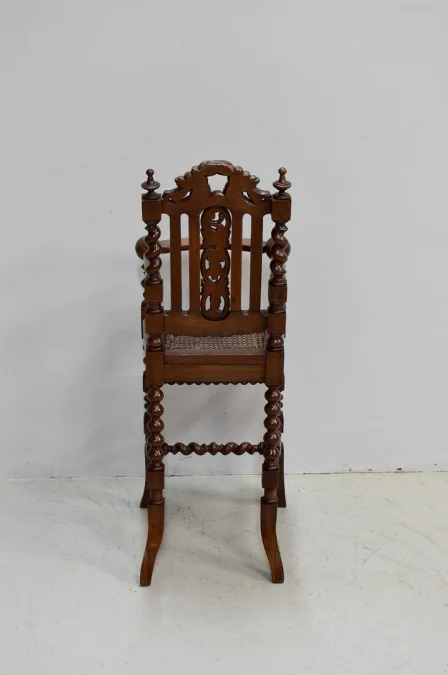 HOCHSTUHL IM LOUIS XIII-STIL