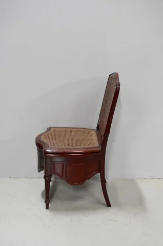Importante chaise d’aisance cannée – XIXe