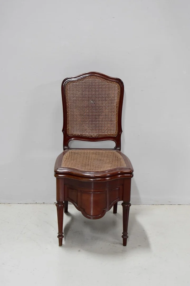 COMMODE STOEL