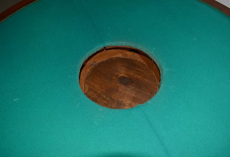 Table à jeu Demi-Lune dite Bouillotte Louis XVI en Acajou XVIIIe