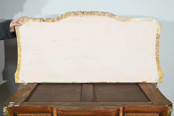 Commode en Bois de Rose et Amarante, style Transition Louis XV / Louis XVI – Fin XIXe