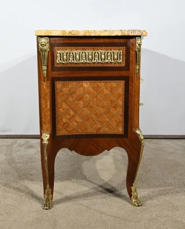 Commode en Bois de Rose et Amarante, style Transition Louis XV / Louis XVI – Fin XIXe