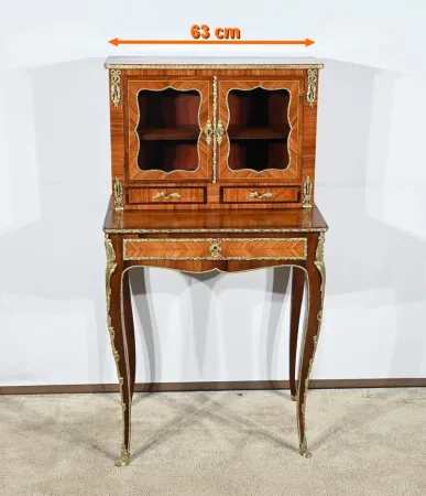 Petit Bonheur du Jour en Bois de Rose, style Louis XV – Milieu XIXe