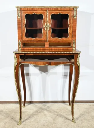 Petit Bonheur du Jour en Bois de Rose, style Louis XV – Milieu XIXe