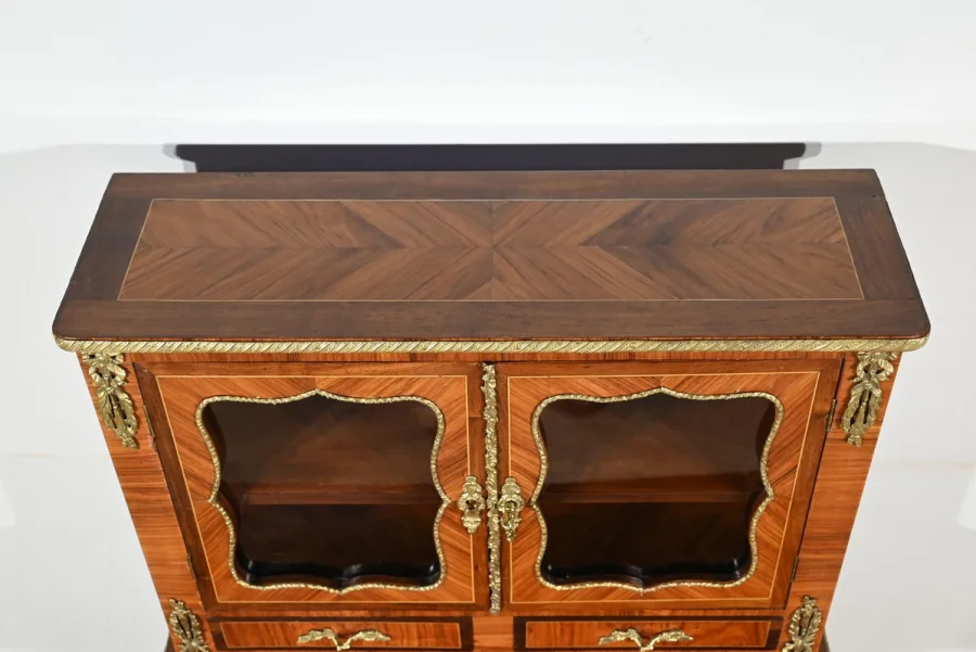 BONHEUR DU JOUR-SCHREIBTISCH IM LOUIS XV-STIL