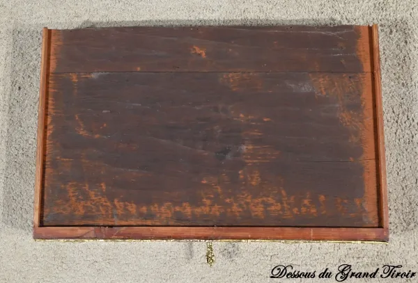 Petit Bonheur du Jour en Bois de Rose, style Louis XV – Milieu XIXe