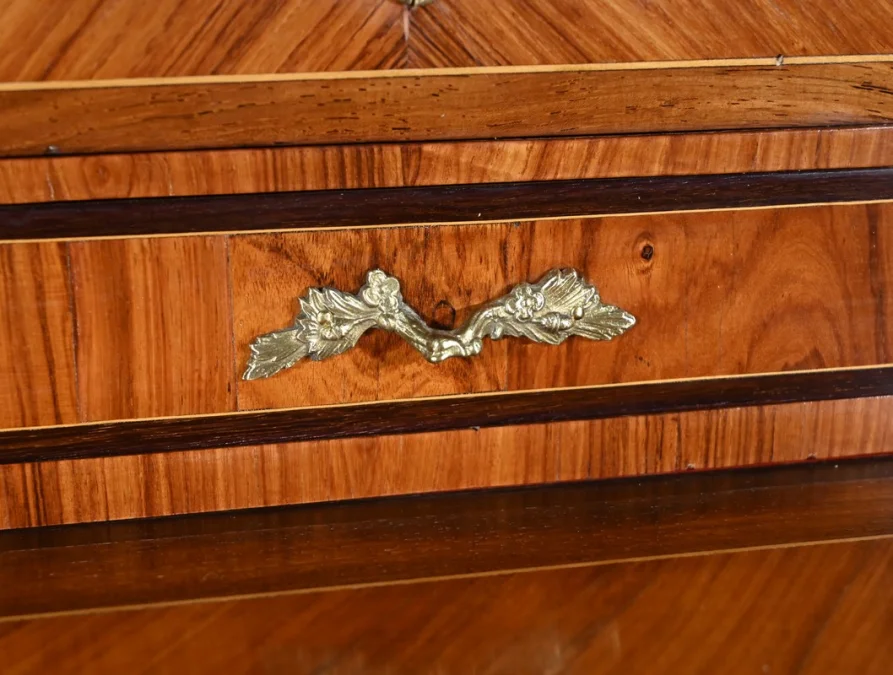 BONHEUR DU JOUR-SCHREIBTISCH IM LOUIS XV-STIL