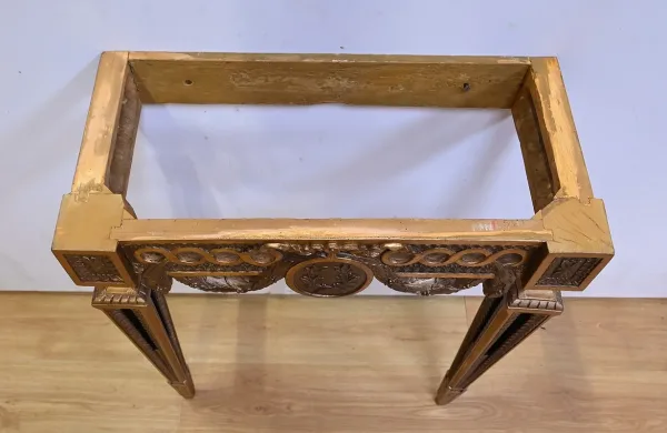 Petite Console d’Applique en Bois Sculpté, style Louis XVI, époque Napoléon III – Milieu XIXe