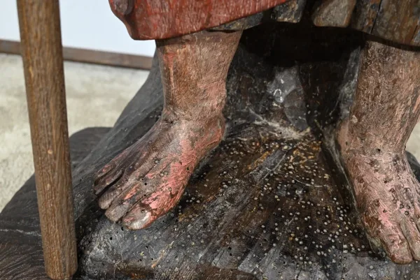 Importante Sculpture de Saint Jacques en Chêne Polychromé – XVIIIe