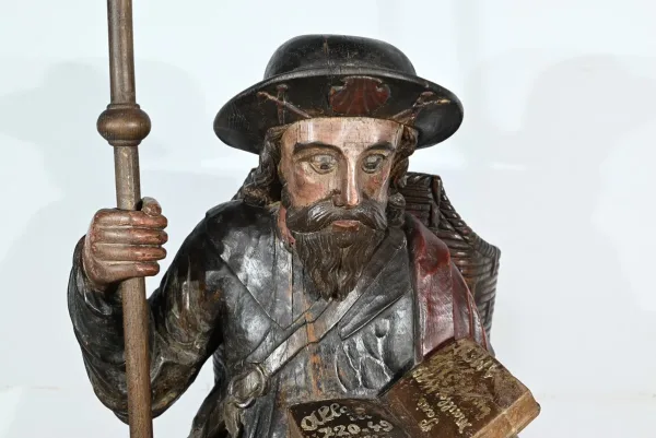 Importante Sculpture de Saint Jacques en Chêne Polychromé – XVIIIe