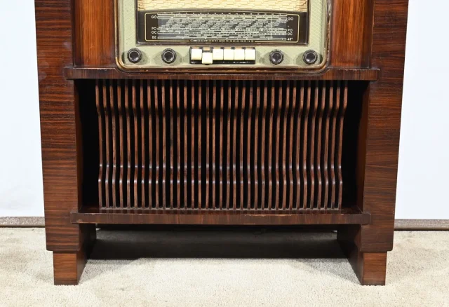 Meuble TSF & Mange Disque, Amplix, en Palissandre – 1950