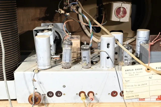 Meuble TSF & Mange Disque, Amplix, en Palissandre – 1950