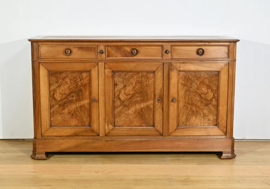 Petite Enfilade 3 Portes en Noyer – Fin XIXe