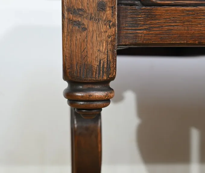 Table Bureau en Chêne, style Néogothique – Début XXe