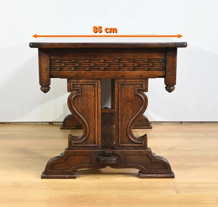 Table Bureau en Chêne, style Néogothique – Début XXe