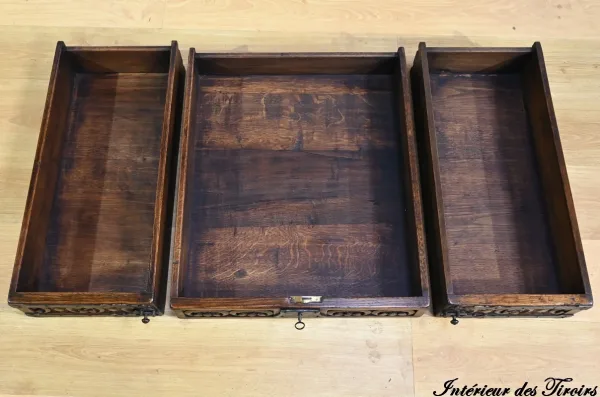 Table Bureau en Chêne, style Néogothique – Début XXe