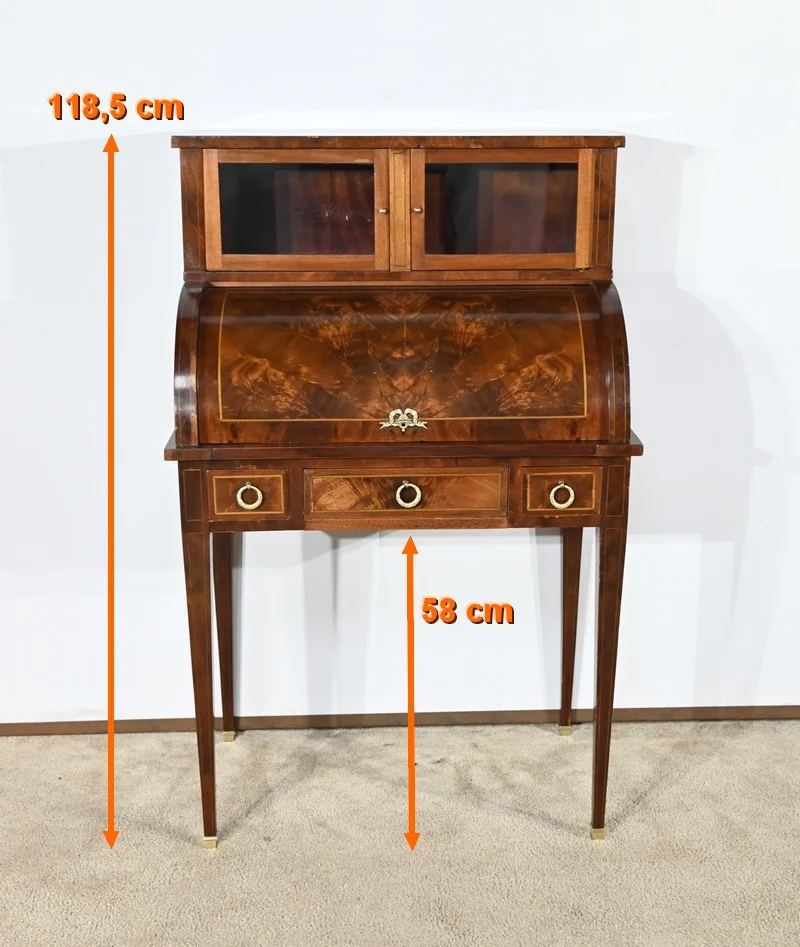 SCHREIBTISCH IM LOUIS XV-STIL