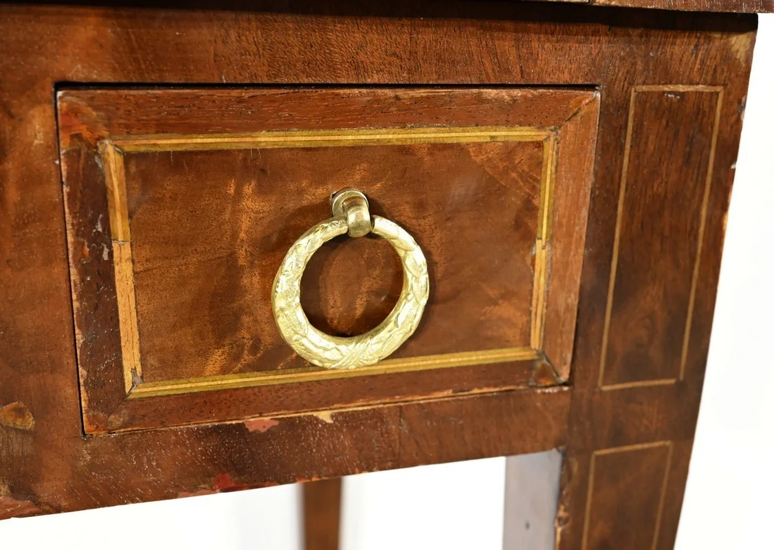 SCHREIBTISCH IM LOUIS XV-STIL