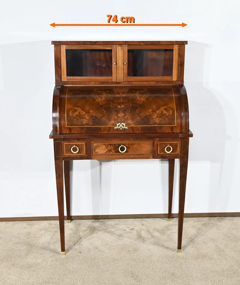 SCHREIBTISCH IM LOUIS XV-STIL
