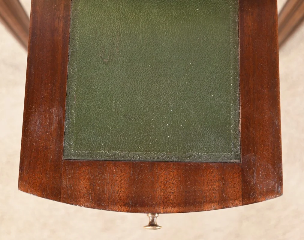 BOUILLOTTE-TISCH IM LOUIS XVI-STIL