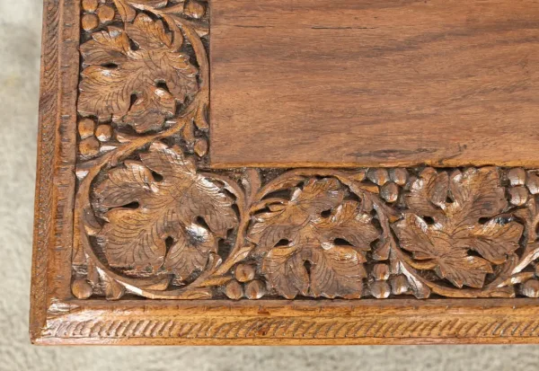 Table Orientale Pliante en Bois Exotique – Début XXe