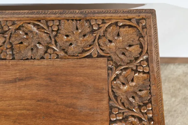 Table Orientale Pliante en Bois Exotique – Début XXe
