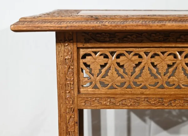 Table Orientale Pliante en Bois Exotique – Début XXe