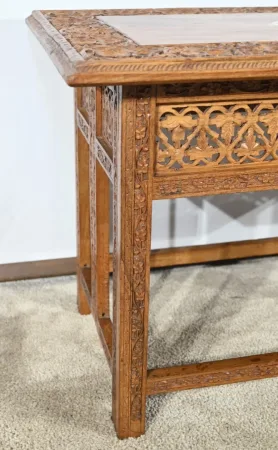 Table Orientale Pliante en Bois Exotique – Début XXe