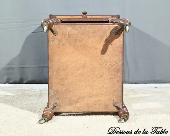 Petite Table à Volets en Acajou, Maison Lemarchand, A. Lemoine – Milieu XIXe