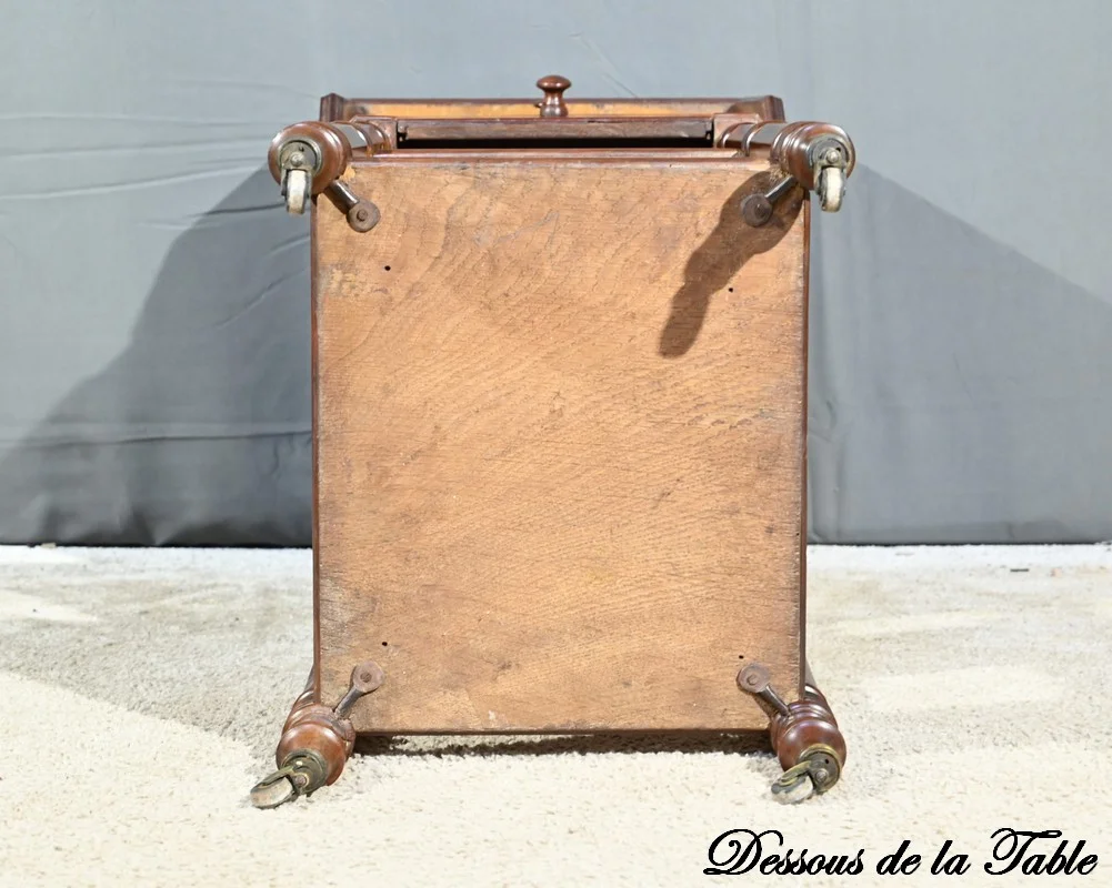 Petite Table à Volets en Acajou, Maison Lemarchand, A. Lemoine – Milieu XIXe