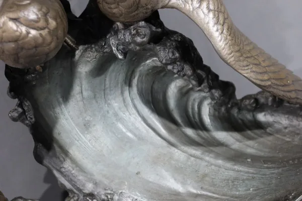 Sculpture en Régule « Mouettes sur la Vague », signée H. Lechesne – Milieu XIXe