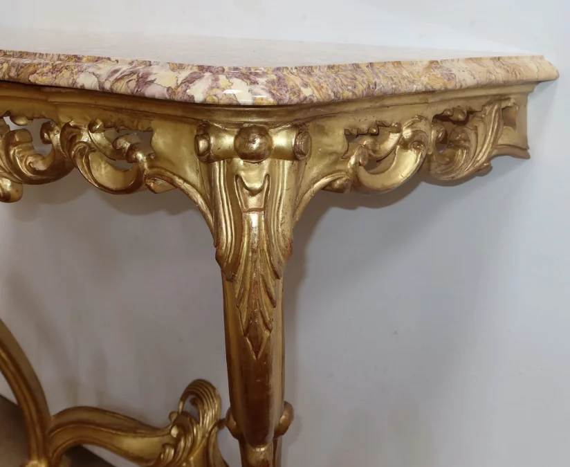 KONSOLENTISCH IM LOUIS XV-STIL