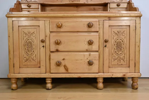Buffet Enfilade en Pin, Pays de Galles - 1920