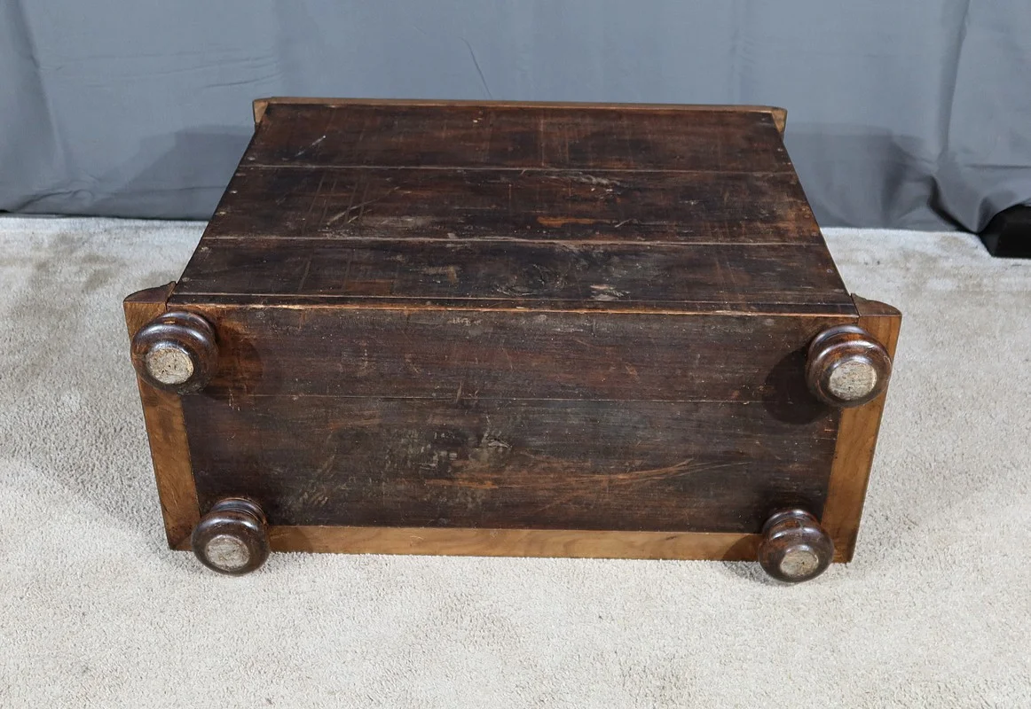 LOUIS XIII STYLE LAUNDRY BOX