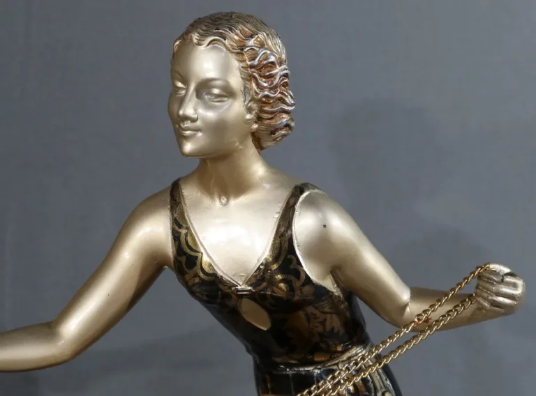 GRUPPE AUS DER ART DECO-PERIODE