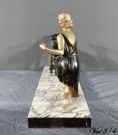 GRUPPE AUS DER ART DECO-PERIODE