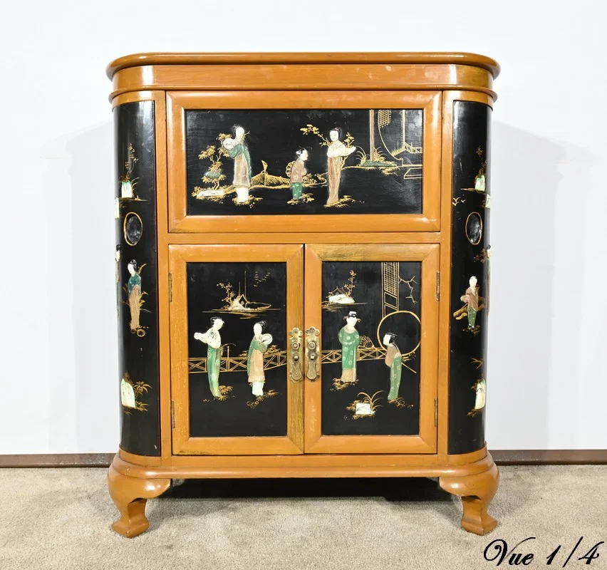 Cabinet Asiatique à Liqueurs en Bois Laqué, Chine - 1950