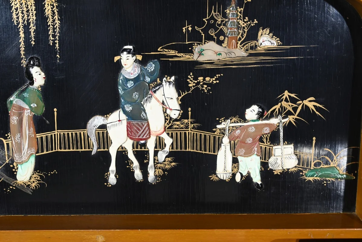 Cabinet Asiatique à Liqueurs en Bois Laqué, Chine - 1950