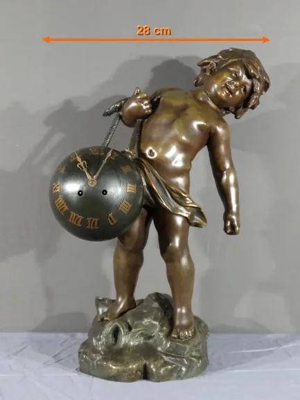 Pendule en Régule, signée A. Moreau – Fin XIXe